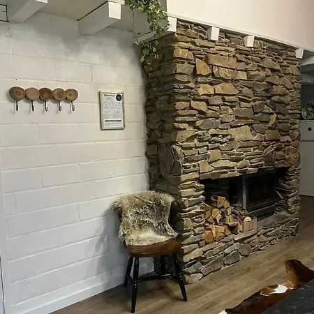 Le Des Soeurs Шале Намюр